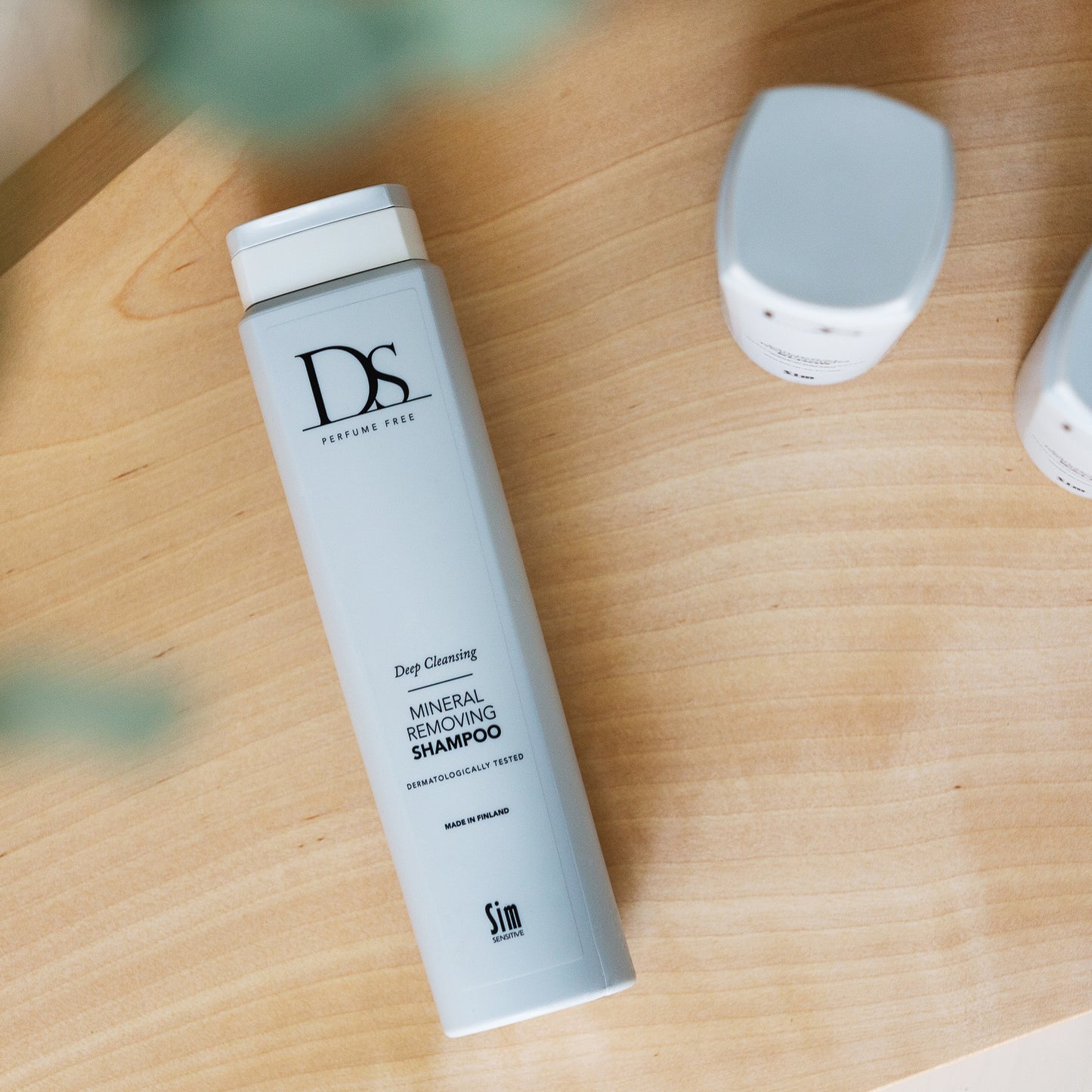 DS Hajusteeton Mineral Removing Shampoo