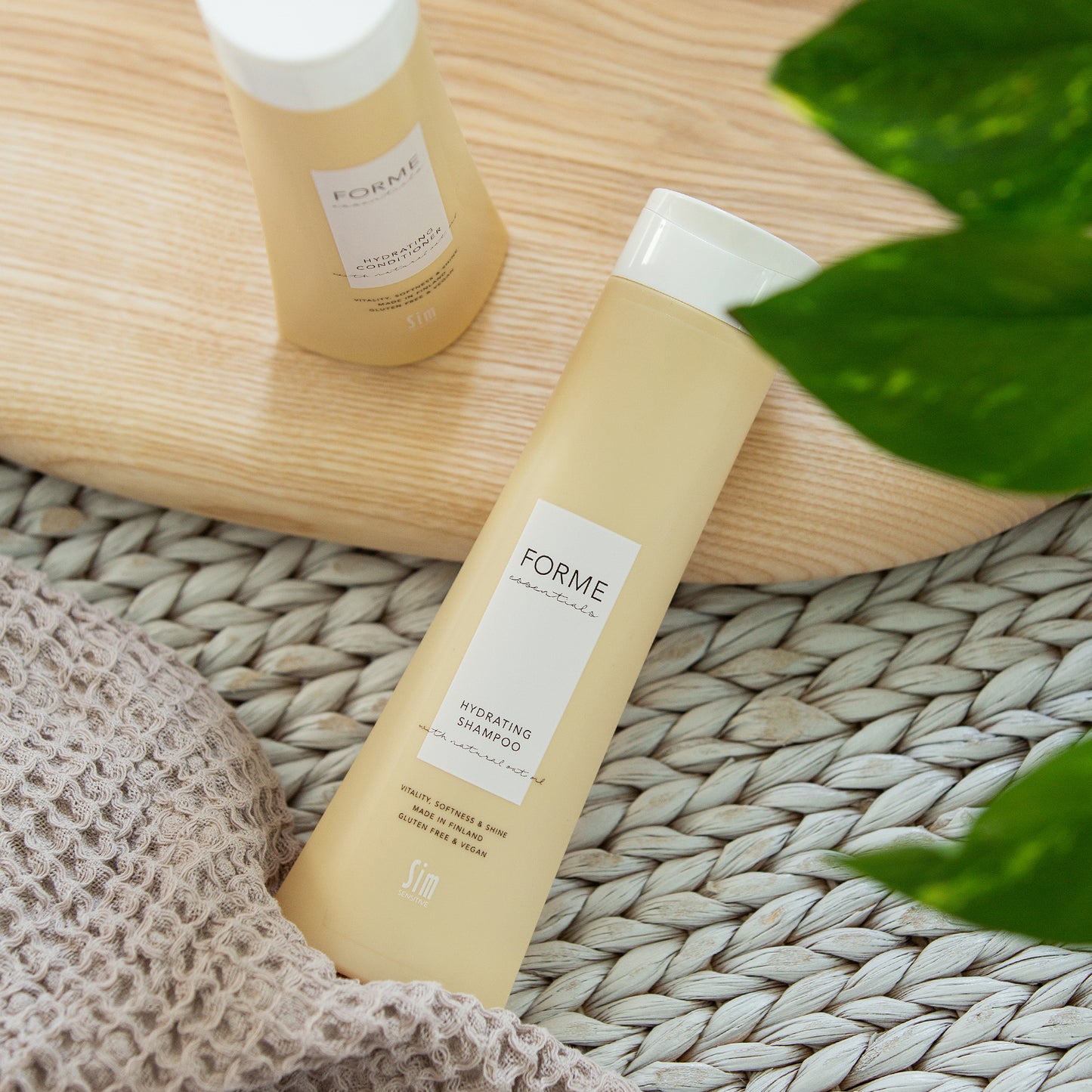 Forme Hydrating Shampoo