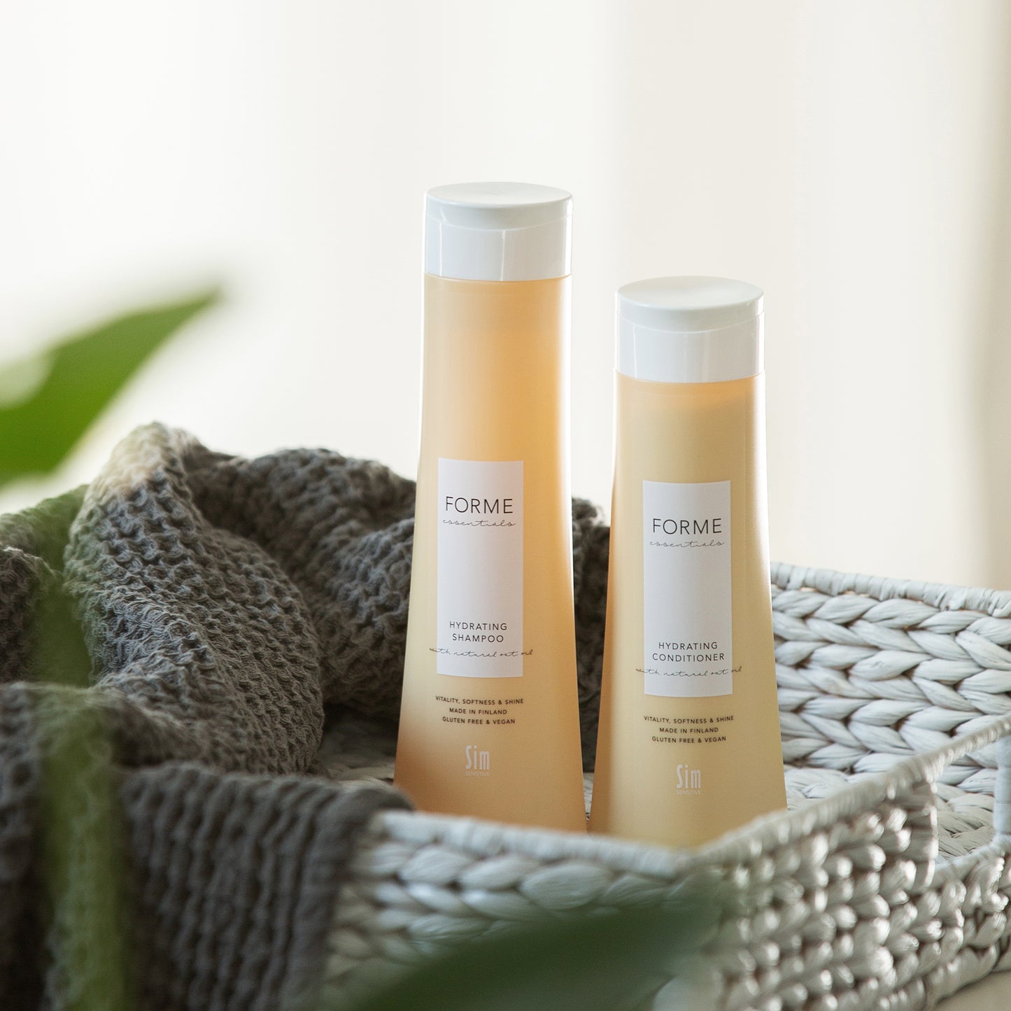 Forme Hydrating Shampoo